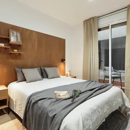 Apartman Arlet - 4 Bedrooms In Eixample Dreta *